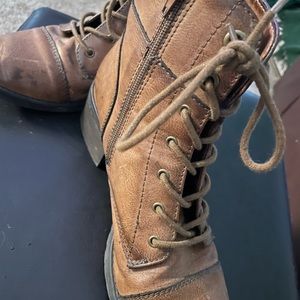 size 7 womens boots